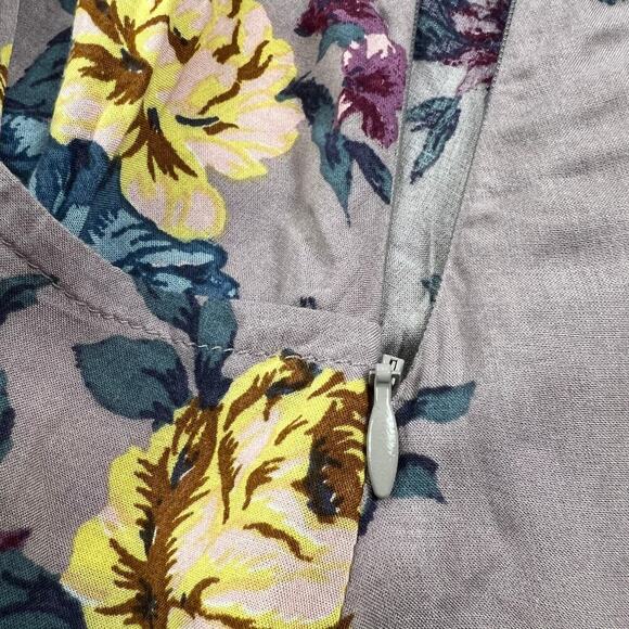 Free People Lavender Floral Rayon Flowy Swing Shorts Wide Leg Side Zip Size 4 - Picture 6 of 8